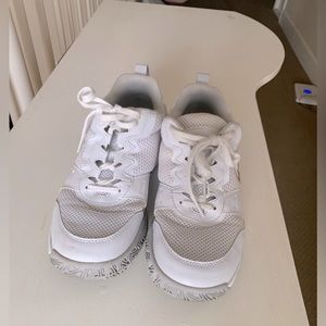 Prince women’s tennis court shoe